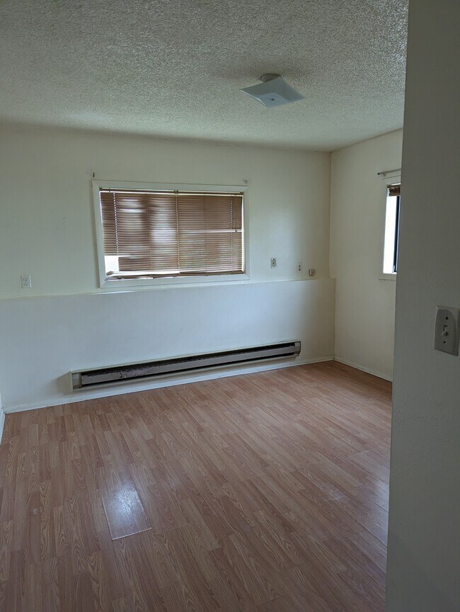 Foto del edificio - 1672 W Wyoming Ave