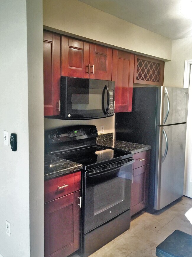 Foto del edificio - 2371 NW 33rd St