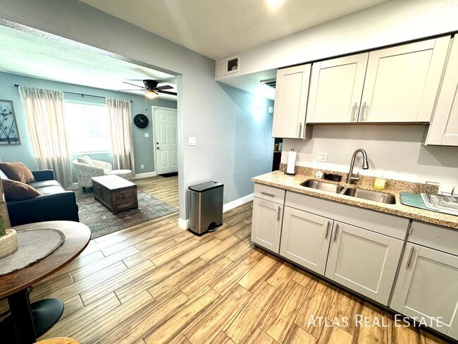 Foto del edificio - 2540 N 17th Way