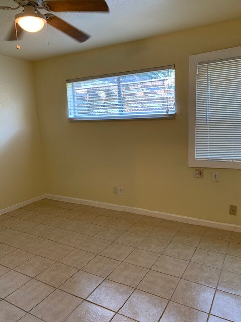 Foto del edificio - 3502 Campbell St