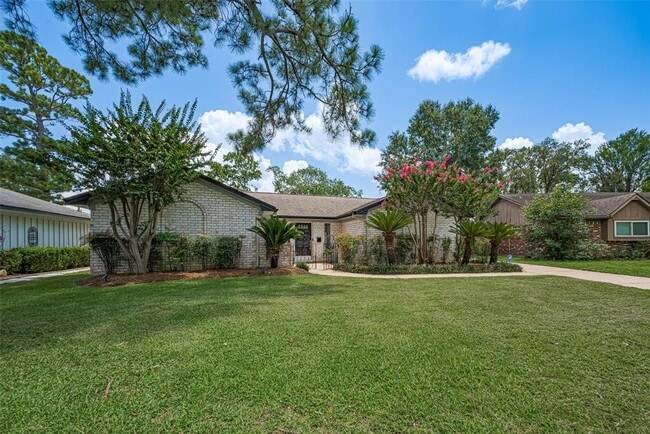 Building Photo - 5115 Kingfisher Dr