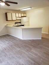 Building Photo - 3700 Golf Colony Ln