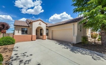 Building Photo - 7916 E Crooked Creek Trail