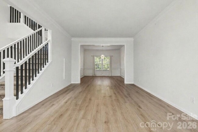 Living room/dining room - 4132 Meadowview Hills Dr