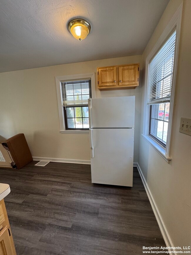 Building Photo - 9 Dudley St