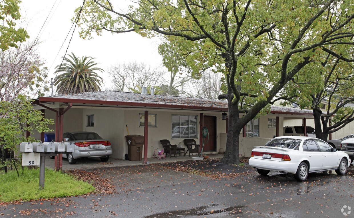 Primary Photo - 34 Morgan Ln