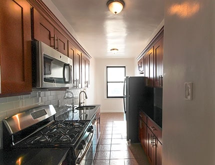 Building Photo - 3614 164th St