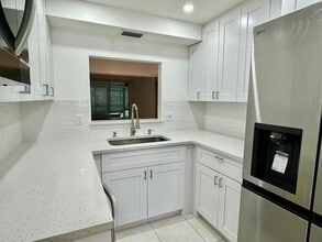 Building Photo - 23099 Barwood Ln N
