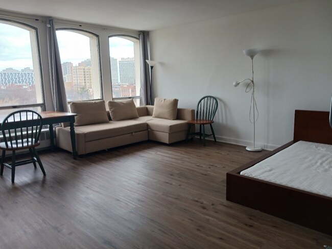 Foto del edificio - 1401 E 55th St