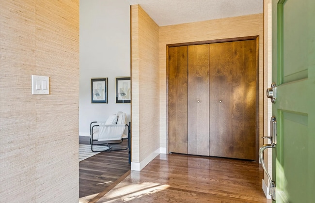 Building Photo - 2583 Pimlico Dr