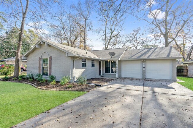 Foto del edificio - 3307 Roaming Woods Ln