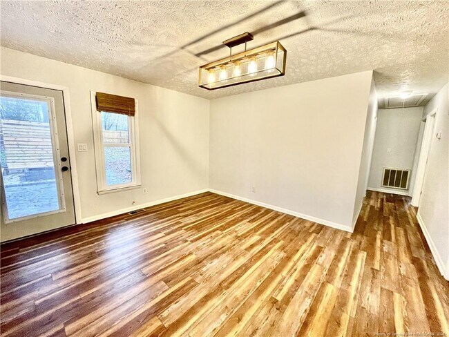 Foto del edificio - 1603 Hickoryridge Ct