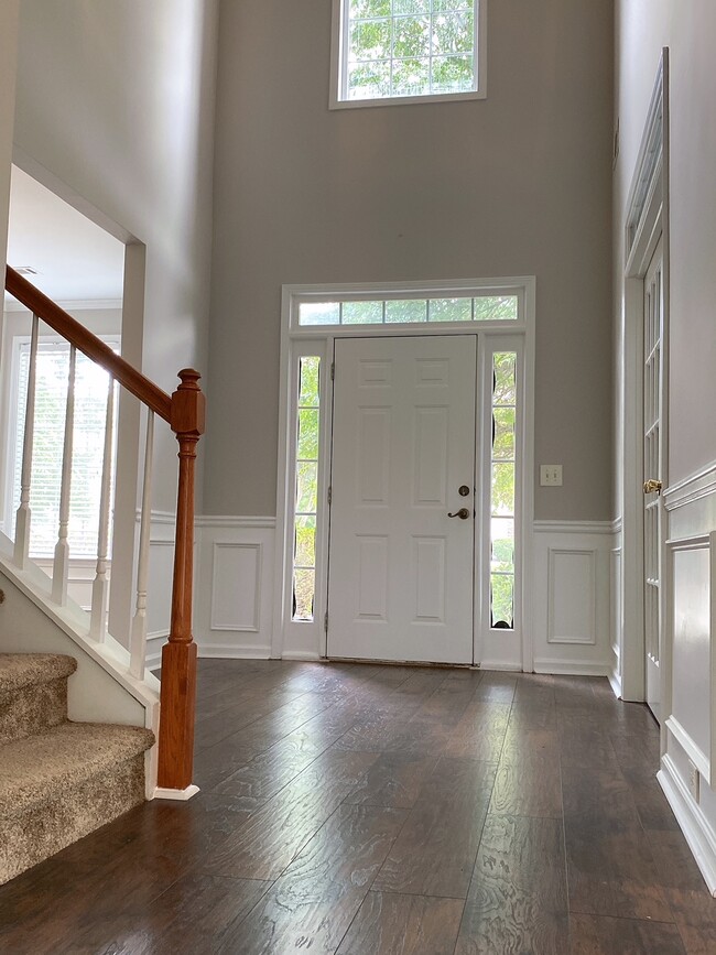 Building Photo - 2684 Rocky Knoll Ct