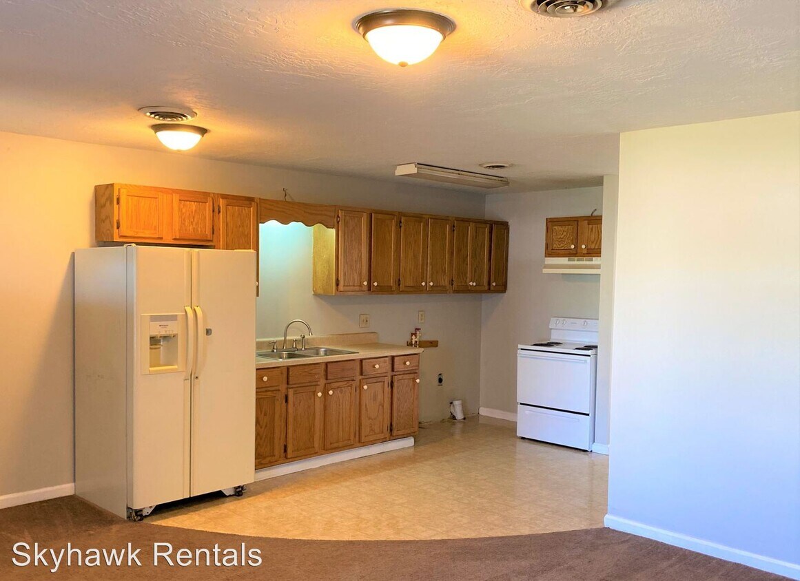 Primary Photo - 109 K St