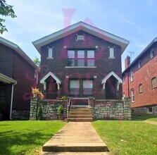 Building Photo - 4942 Tholozan Ave
