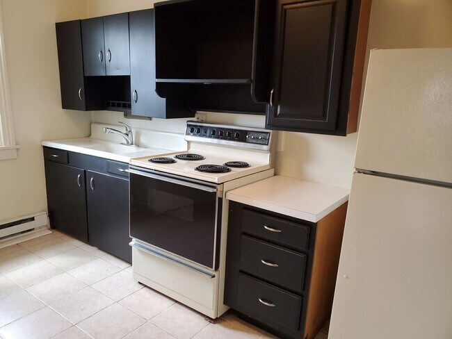 Foto del edificio - 890 Prospect Rd