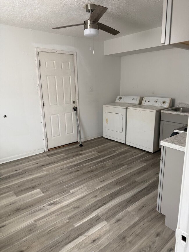 Foto del edificio - Affordable Town home