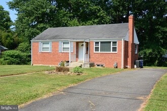 Building Photo - 3720 Terrace Dr