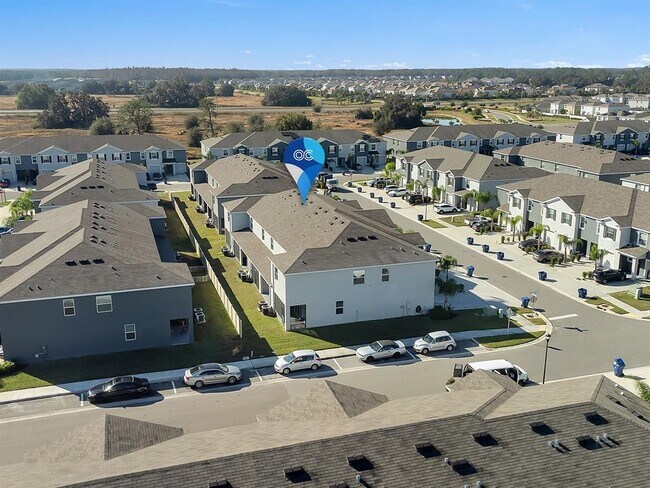 Foto del edificio - 2916 Peony Pr Ln