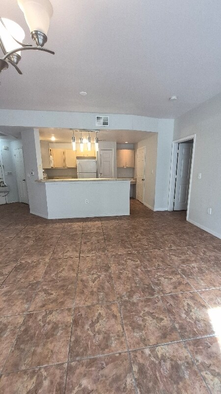 Foto del edificio - 1990 Erving Cir