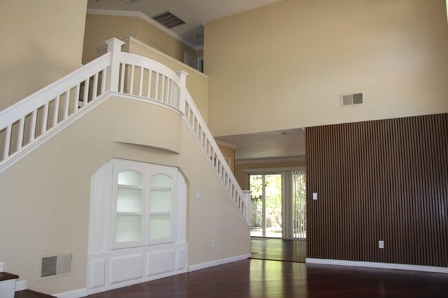 Building Photo - 4 Bedroom 3 Bath Tyson Lane