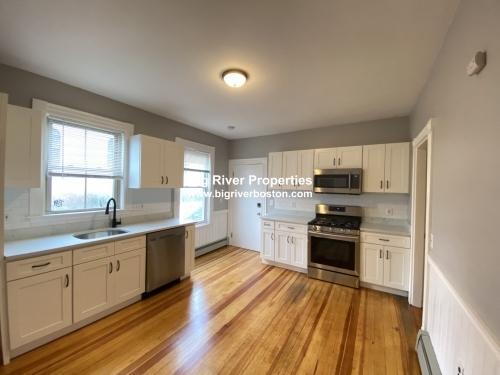 Foto del edificio - 4 bedroom in South Boston MA