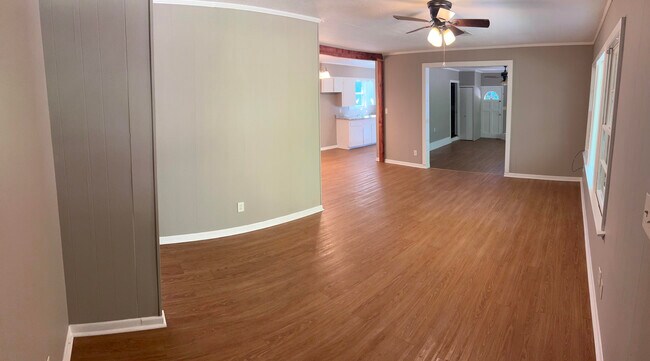 Building Photo - 4514 Military Rd