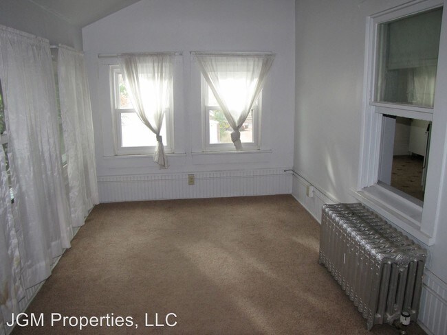 Building Photo - 1 br, 1 bath Apartment - 622 N NEVADA AVE #2