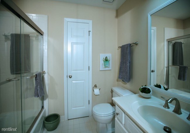 Building Photo - 3 br, 3 bath House - 9880 Terrace Lake Pointe
