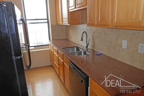 Primary Photo - 1421 53rd Street #UNIT2CR