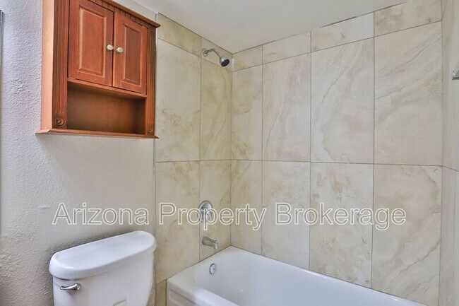 Foto del edificio - 851 E Cochise Dr