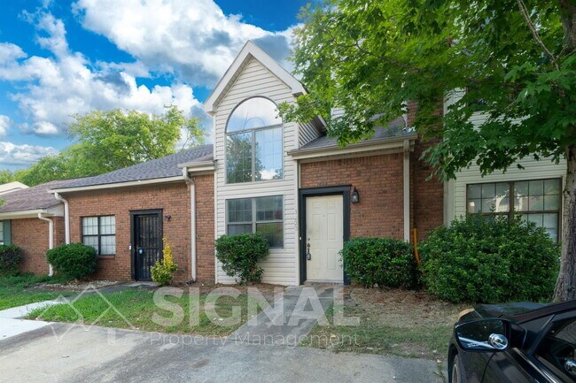 Foto del edificio - 1223 Magnolia Pl