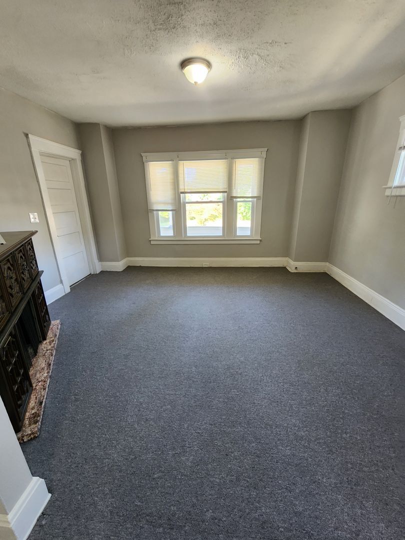 9914 Adams Ave Cleveland, OH 44108 – photo 4