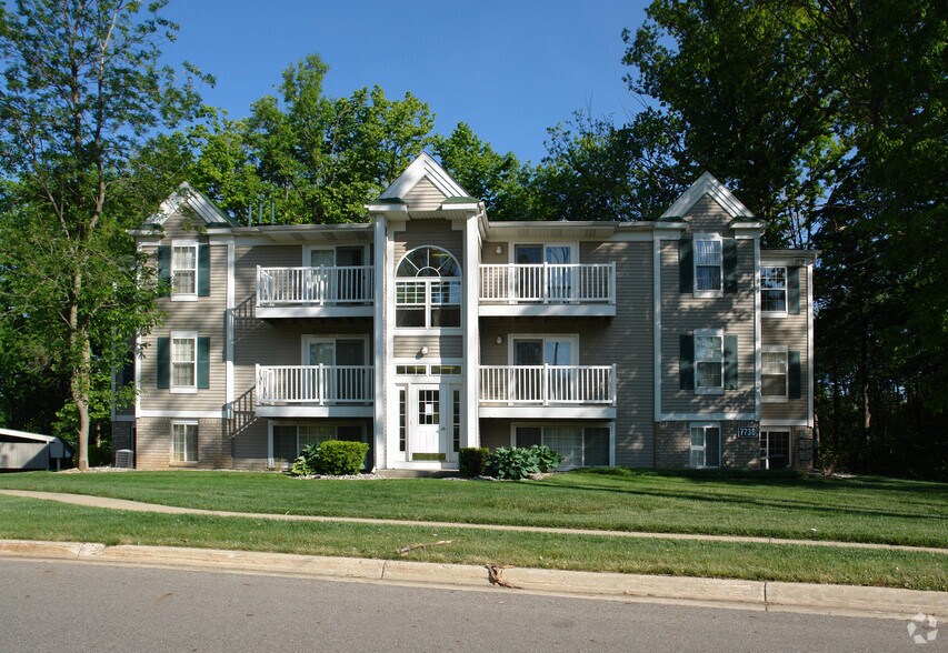 Tammany on the Ponds Apartments Rentals Lansing, MI