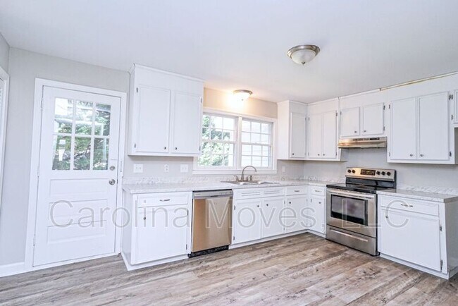 Foto del edificio - 144 Pine Creek Court Ext