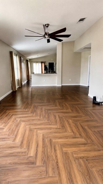 Foto del edificio - 12215 Timber Arch Ln