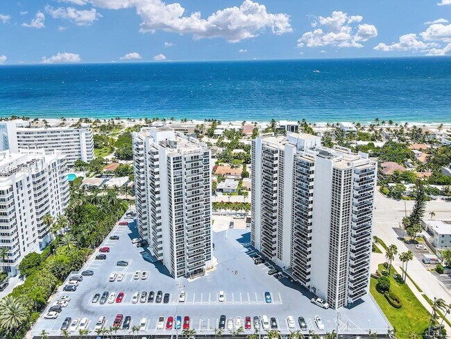 Foto del edificio - 2701 N Ocean Blvd