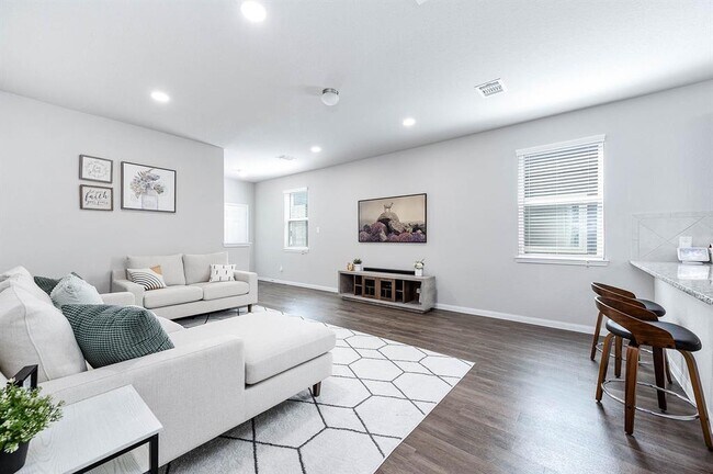 Foto del edificio - 25130 Bells Canyon Dr