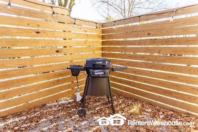 Foto del edificio - 958 Smith St SW