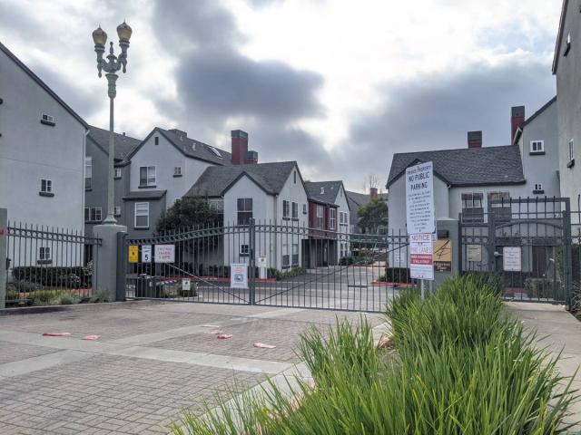 Primary Photo - 3 bedroom in Hayward CA 94541