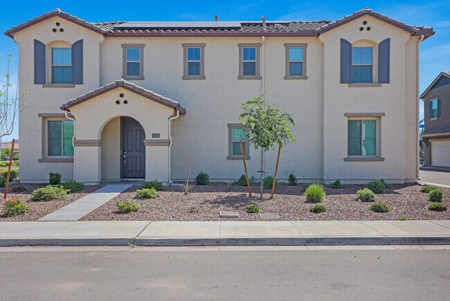 Building Photo - BEAUTIFUL 3 bed + LOFT