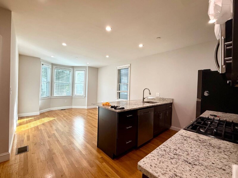 Foto principal - 15-17 Plymouth St
