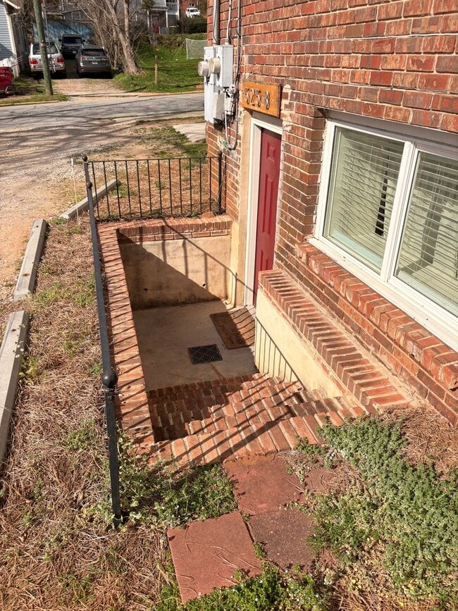 Foto del edificio - 1 Bed/ 1 Bath Apartment | DOWNTOWN LOCATION