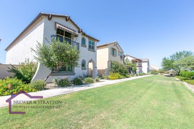 Foto del edificio - 5005 S Turbine - 4BR, 3.5BA - Ellsworth/Ray