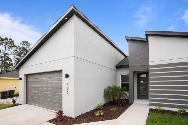 Building Photo - BRAND NEW HOME! Modern, energy efficient h...