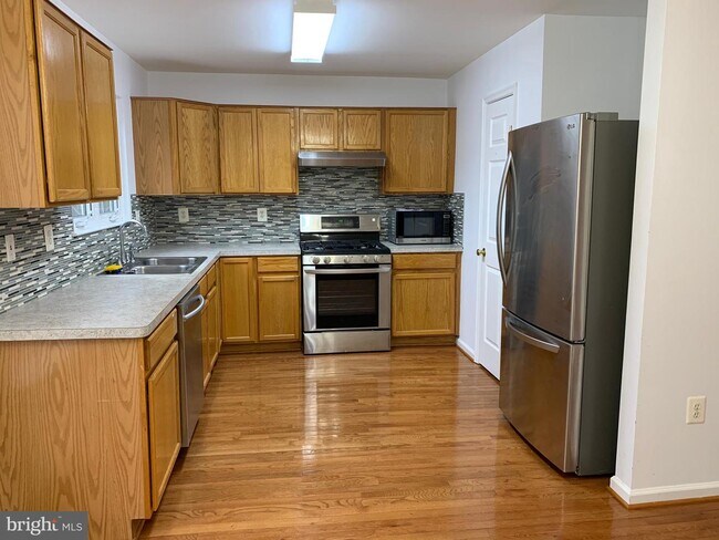 Building Photo - 2952 Modano Ct