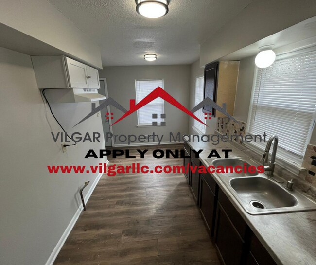 Foto del edificio - Gorgeous 3 spacious bedrooms, 1 attractive...