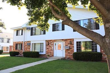 Foto principal - W157N11455 Hilbert Ln