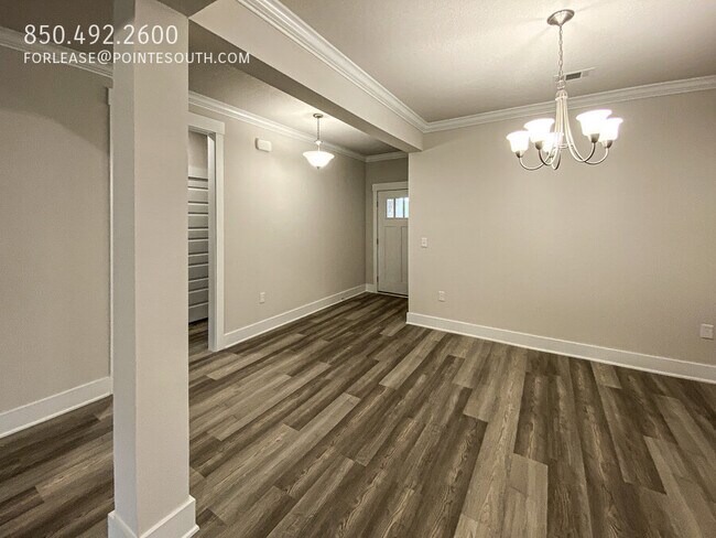 Foto del edificio - 10078 Lakeview Dr
