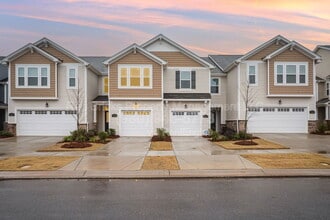 Building Photo - 5108 Carrick St